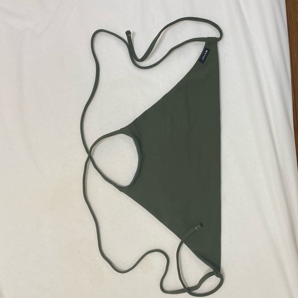 Jolyn Jones top